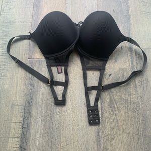 Victoria secret bombshell